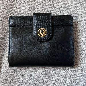 **EUC** Dior bifold kiss lock wallet